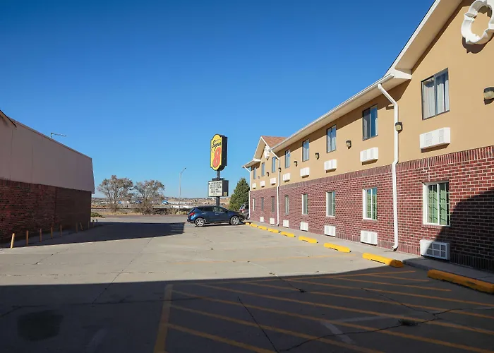 Super 8 By Wyndham Gallup